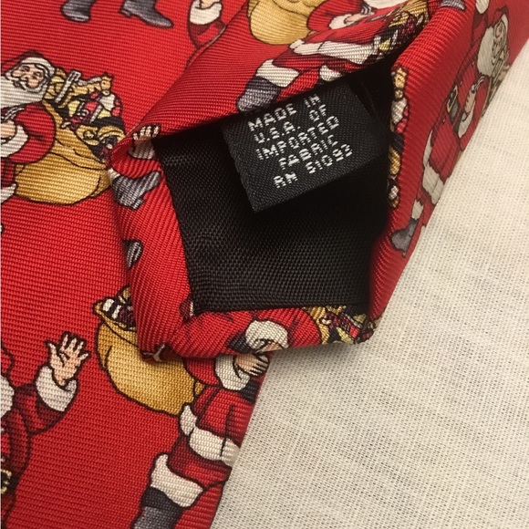 Ties for the holidays - Picture 11 of 12